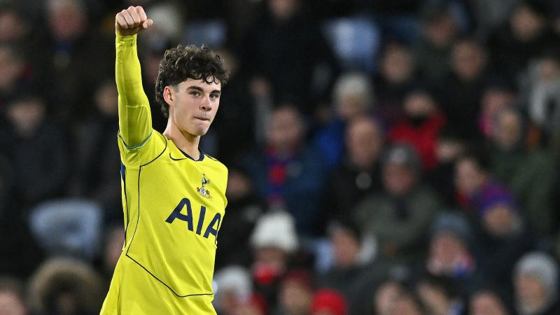 加时险胜！申京：我就是不想输，我会不惜一切代价去赢球（加时苦战告捷！申京：绝不想输，为胜利不惜一切代价）