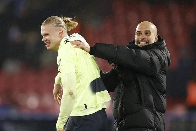 阿森纳传奇蒂埃里-亨利被评为全球第三性感的光头男士（阿森纳名宿蒂埃里·亨利荣登全球性感光头榜第三位）