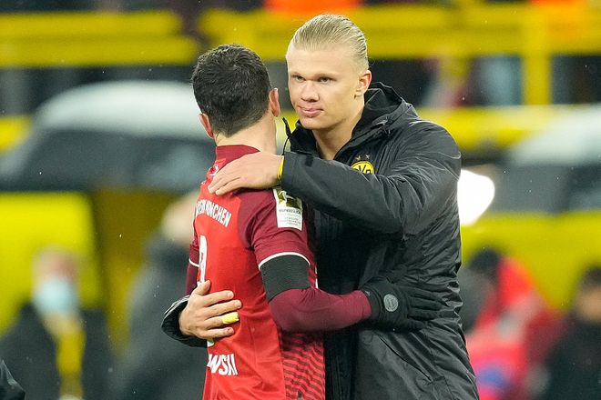 我懂用户晒视频：疑似泰山球迷看亚冠试图进入国安看台未果（视频曝光：疑似泰山球迷亚冠观赛欲入国安看台遭拒）