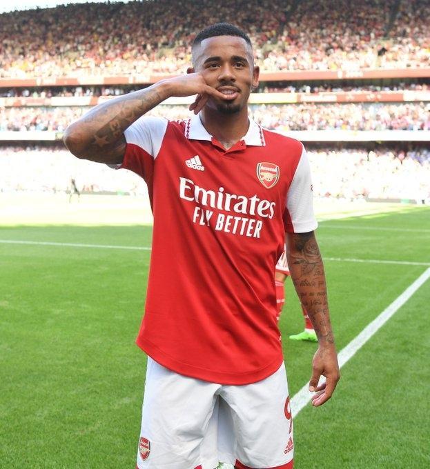 半场：阿森纳0-1热刺，萨尔超远吊射神仙球，里沙利松失空门（半场战报：热刺暂1-0阿森纳，萨尔超远挑射世界波，里沙利松错失空门）