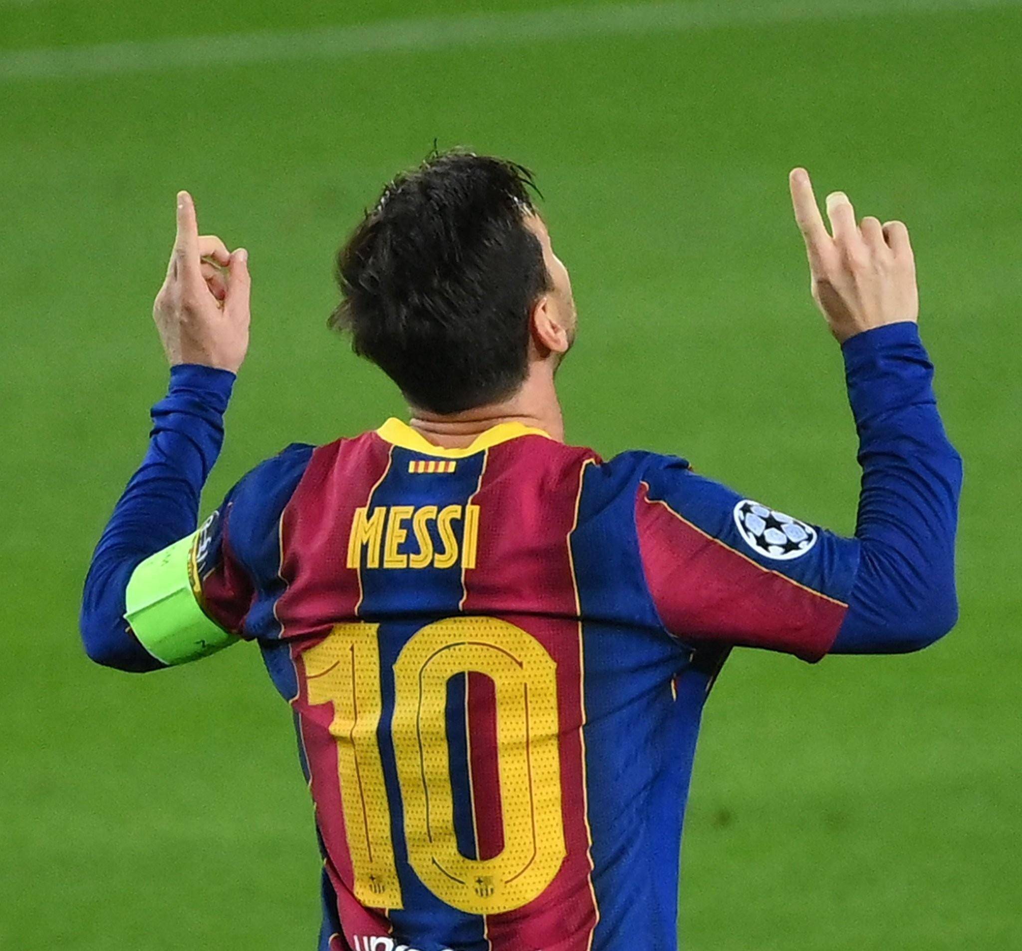 记者：申花今日奔赴天津，战津门虎应该会面临破密集防守难题（申花今日赴津战津门虎，破解密集防守成关键）