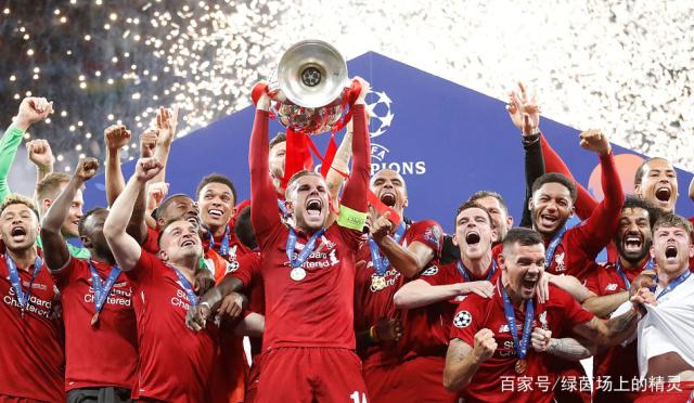 西帅的第一次主场执教，他感谢所有球迷的支持（西帅主场执教首秀，向全体球迷致谢）