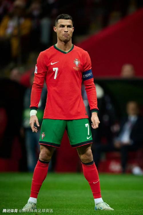 意媒：尤文将续约伊尔迪兹视为俱乐部的绝对优先事项（意媒：尤文将伊尔迪兹续约列为俱乐部头号要务）