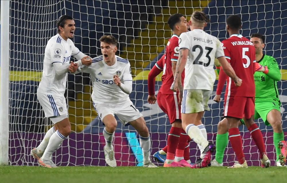 伊尔迪兹：我踢伪9号？大家可以拭目以待；斯帅没给我额外压力（伊尔迪兹：是否出任伪9号拭目以待，斯帅并未给我额外压力）