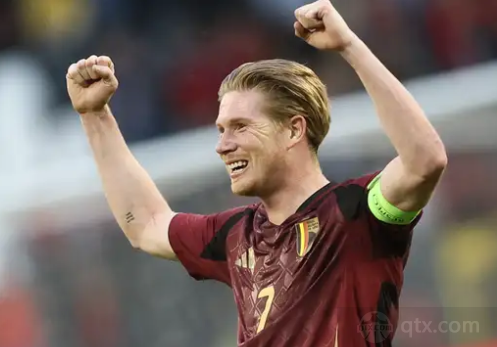 德转列21世纪参与进球榜：梅西1339球居首，C罗1253球第二（德转公布21世纪进球参与榜：梅西1339球登顶，C罗1253球居次）