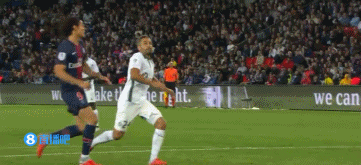 弗里克解释亚马尔被换下原因，称其欧冠停赛需轮换（弗里克：亚马尔被换下因欧冠停赛，球队需要轮换）