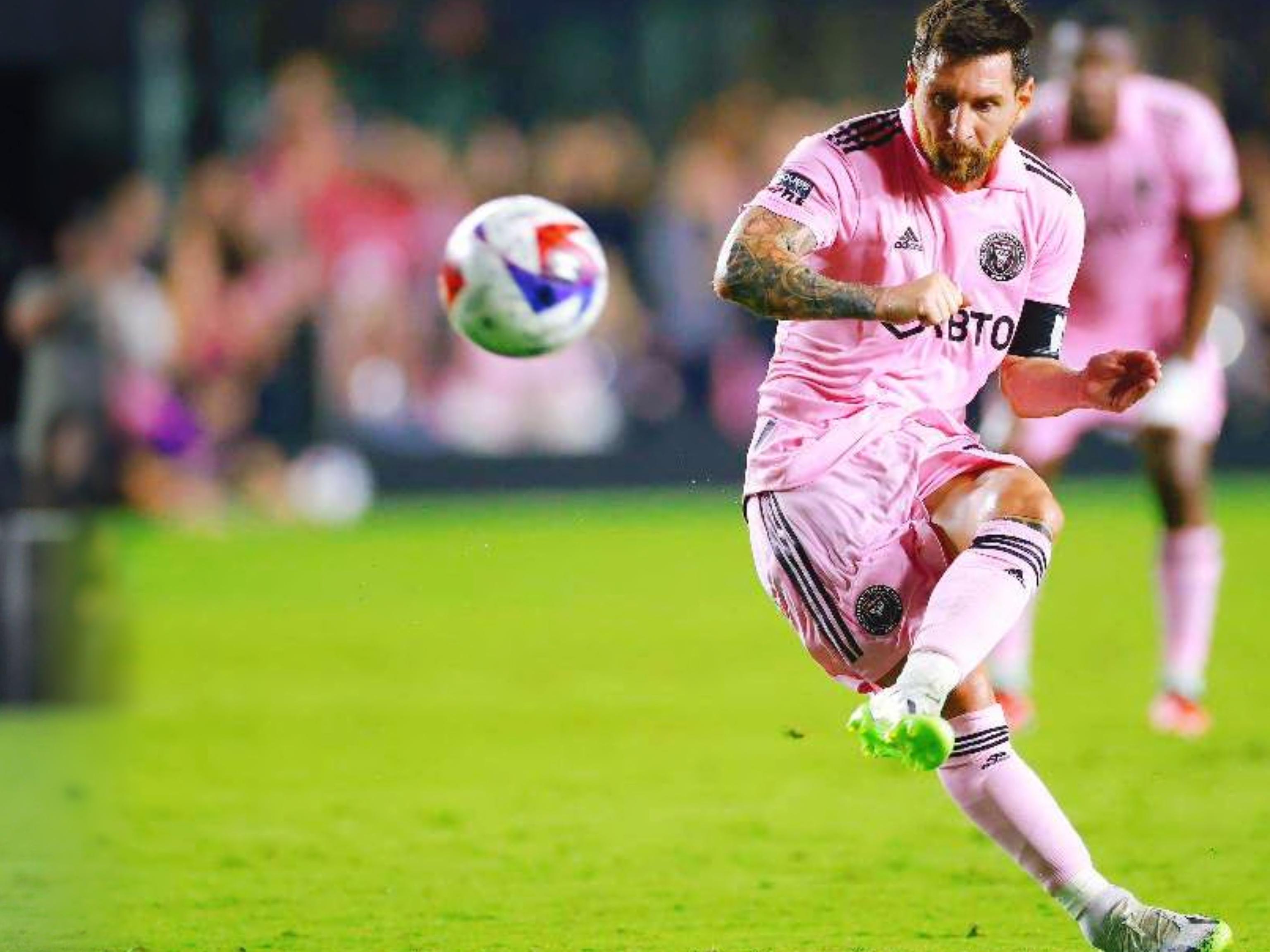 利物浦主帅阿利松表示萨拉赫缺席对阵国际米兰比赛他所作所为后果（阿利松：萨拉赫缺席战国米需承担后果）