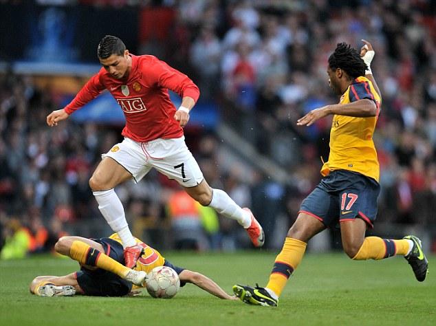 萨拉赫确认离队时间！将战布莱顿并告别球迷，非洲杯后未来成谜（萨拉赫敲定离队时间：战布莱顿后向球迷告别，非洲杯后去向成谜）