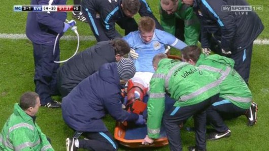 意甲保级大战：帕尔马客场击败比萨，恩佐拉红牌离场（意甲保级关键战：帕尔马客场力克比萨，恩佐拉染红被逐）