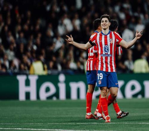 穆里尼奥：执教与评论教练是两回事，而评论别人总是容易的（穆里尼奥：执教与评教两码事，议论他人永远更容易）